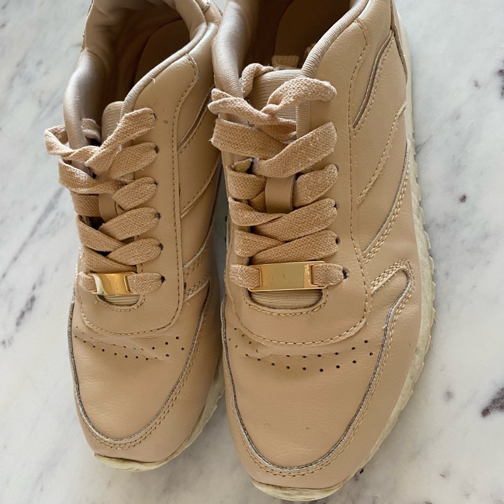 H&M girls pink sneakers size 6